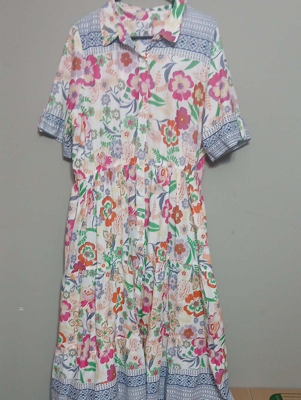 Kaktus White Floral Button-Front Maxi Dress